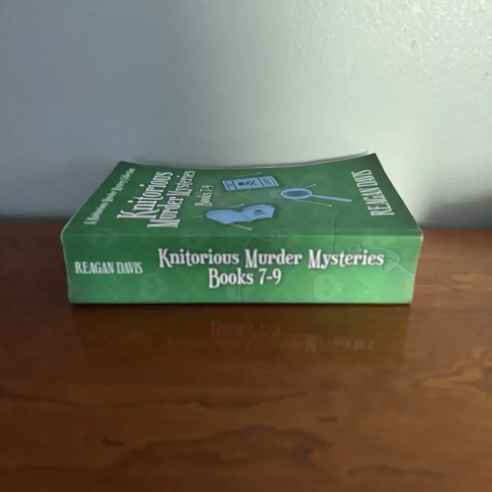 Knitorious Murder‎ Mysteries; Reagan Davis; 2020; Lot Of 4 Books 1-12